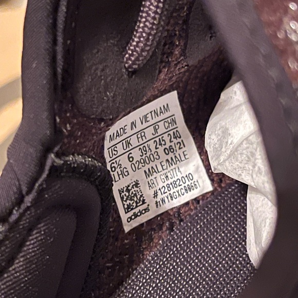 Yeezy Boost 350 V2 GW3774 size 6 1/2